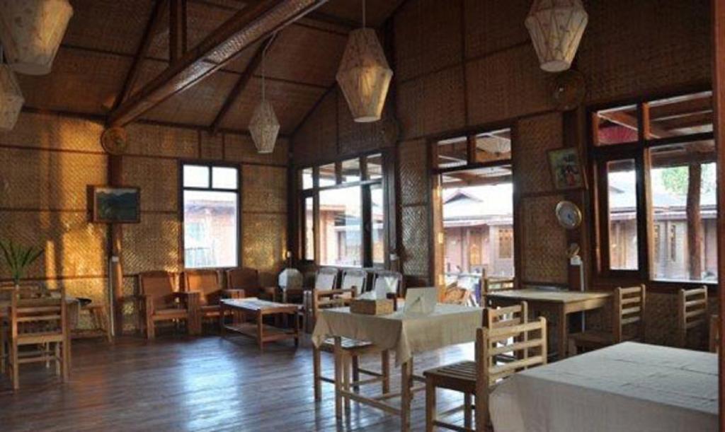 Trinity Family Inn Nyaungshwe Township Exterior photo