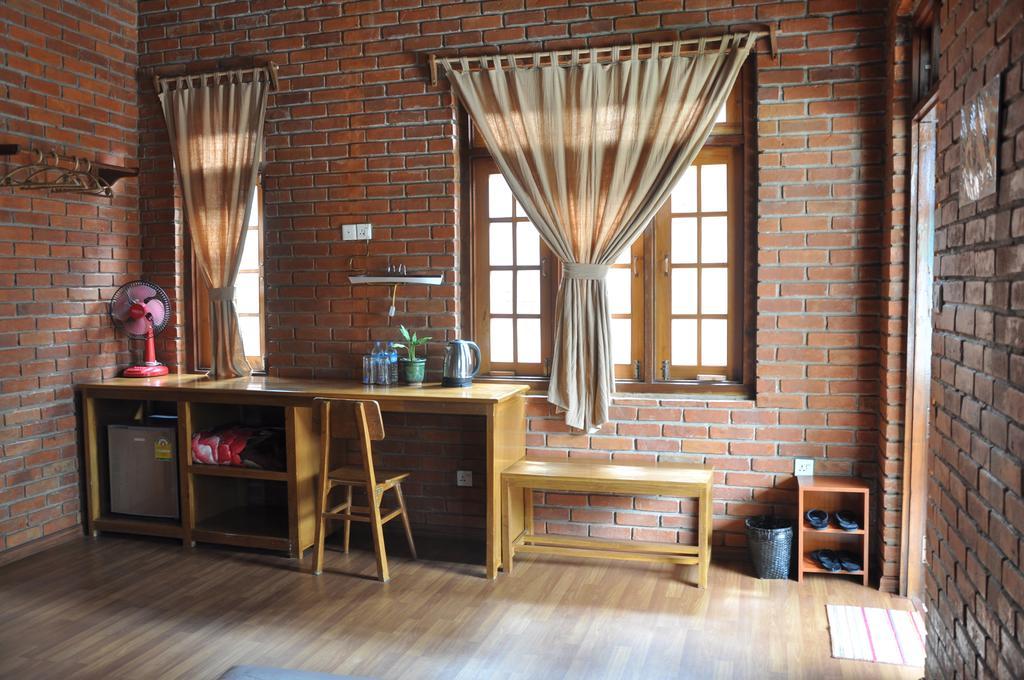 Trinity Family Inn Nyaungshwe Township Exterior photo