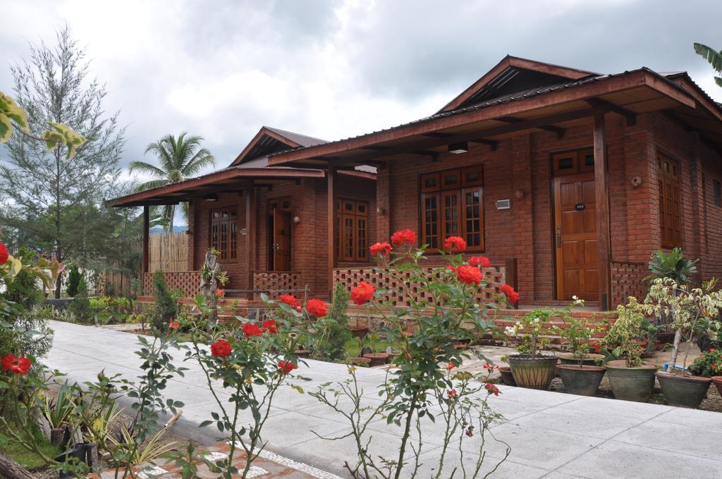 Trinity Family Inn Nyaungshwe Township Exterior photo