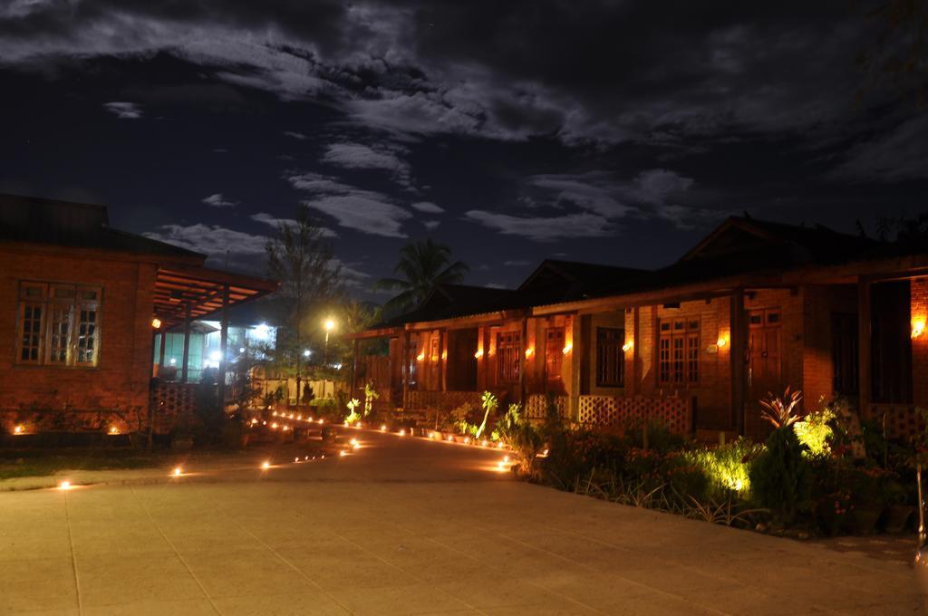 Trinity Family Inn Nyaungshwe Township Exterior photo