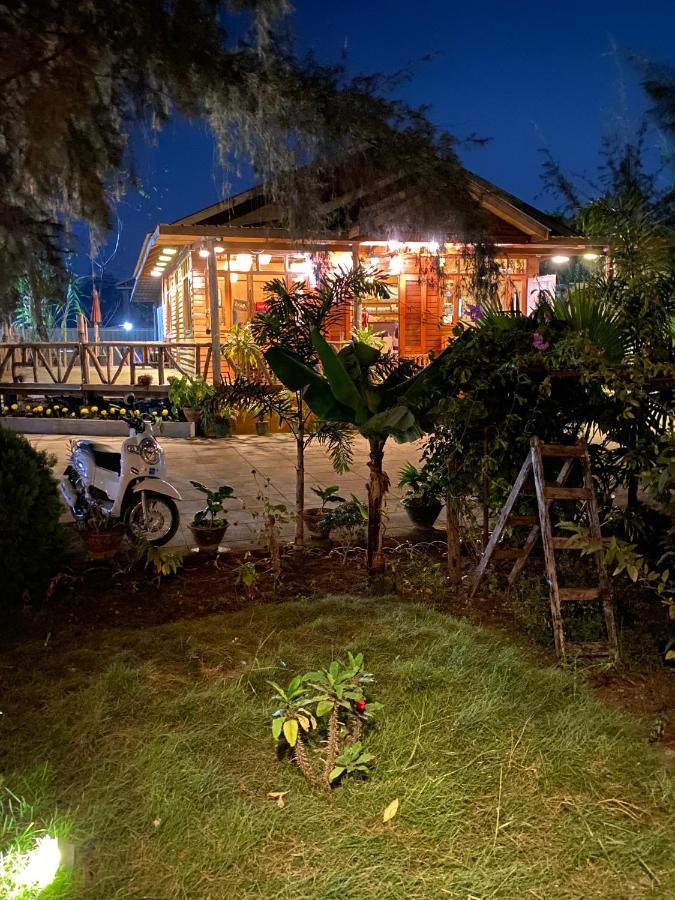 Trinity Family Inn Nyaungshwe Township Exterior photo
